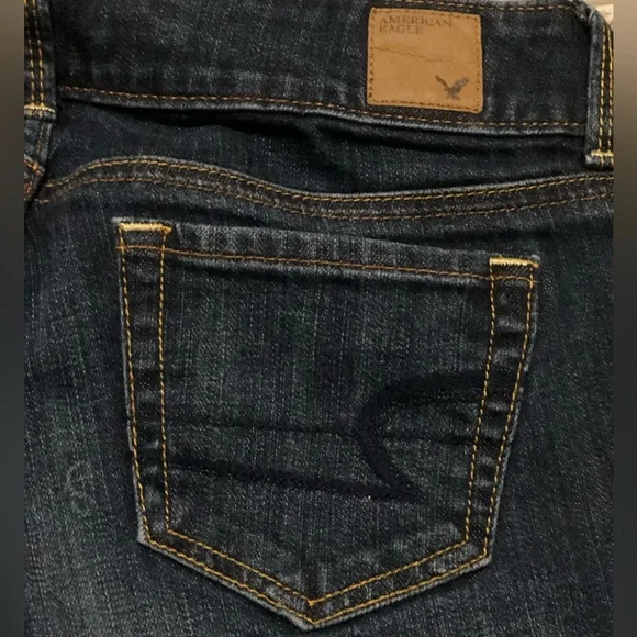 American Eagle Artist Capris - Picture 10 of 11